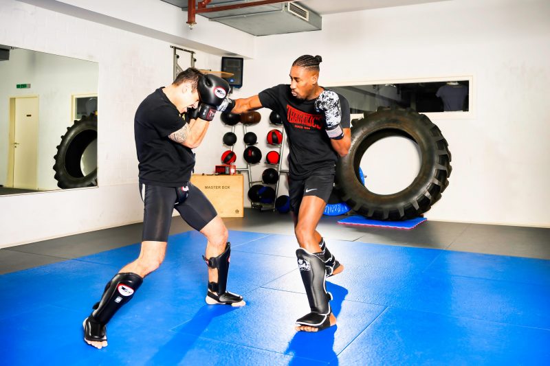 Muay Thai Boxtraining im Thaiholics Gym, Hamburg